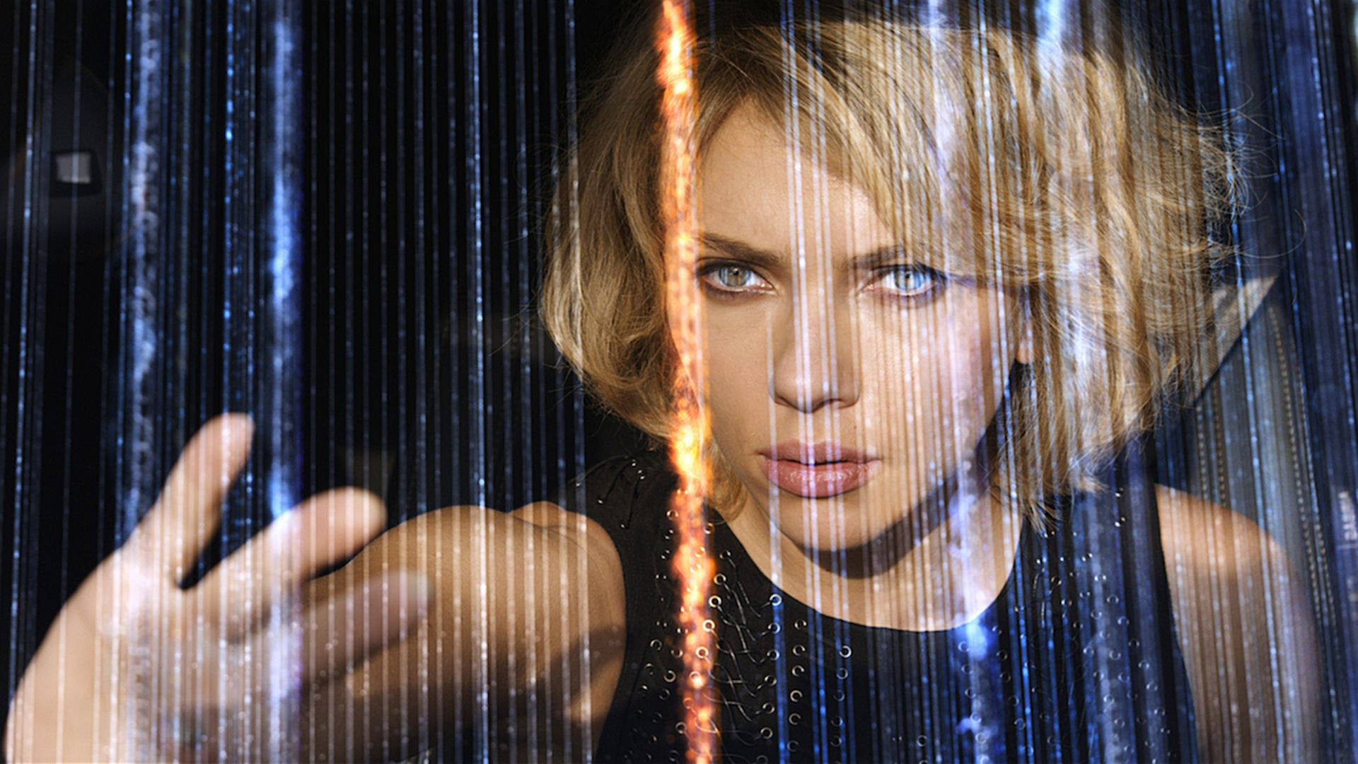 Scarlett-Johansson-in-Lucy-2014